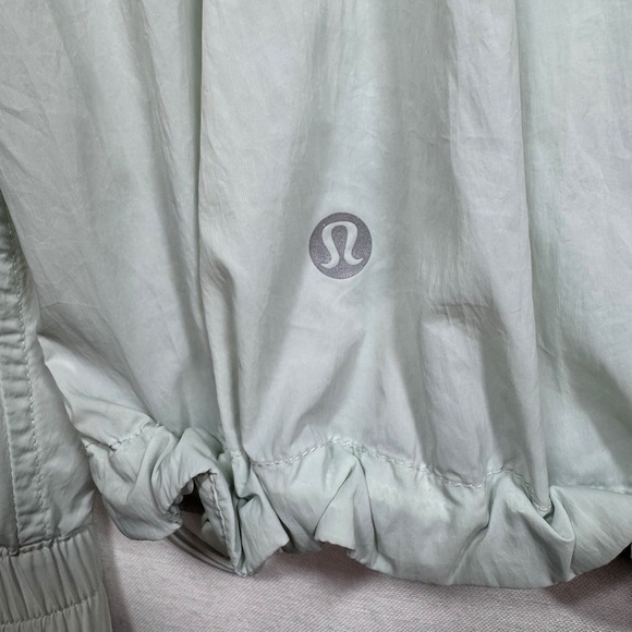 Lululemon Hood Lite Packable Windbreaker Jacket Light Aqua Athleisure Women Sz 6 - Picture 8 of 11